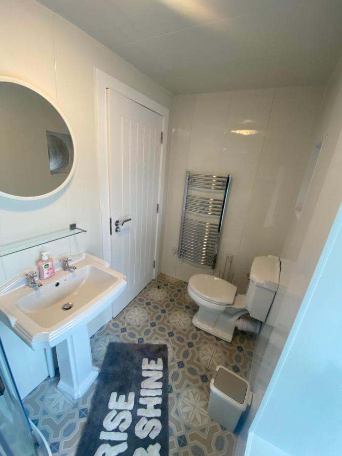 Baxters Apartments มิลฟอร์ด ภายนอก รูปภาพ